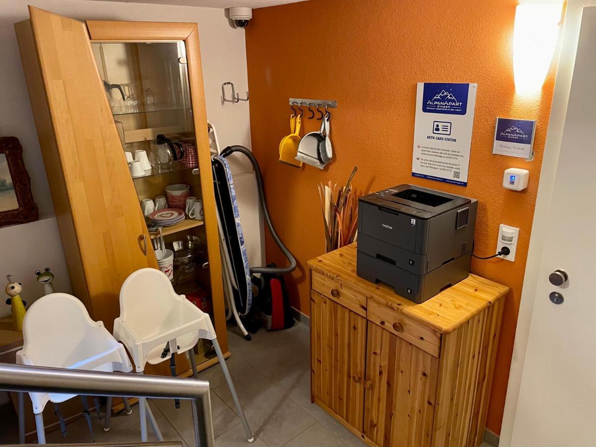 Alpenapart Singer - Contactless Check-In Reutte Exteriör bild