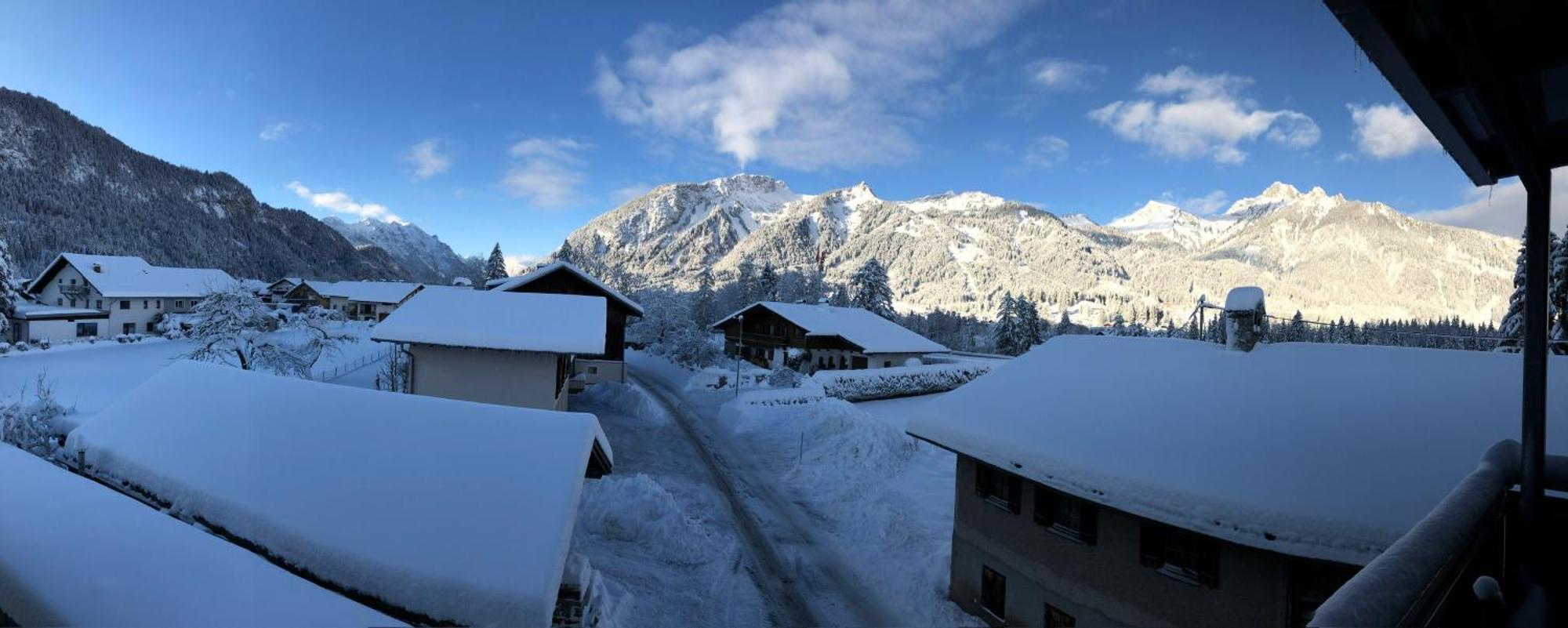 Alpenapart Singer - Contactless Check-In Reutte Exteriör bild