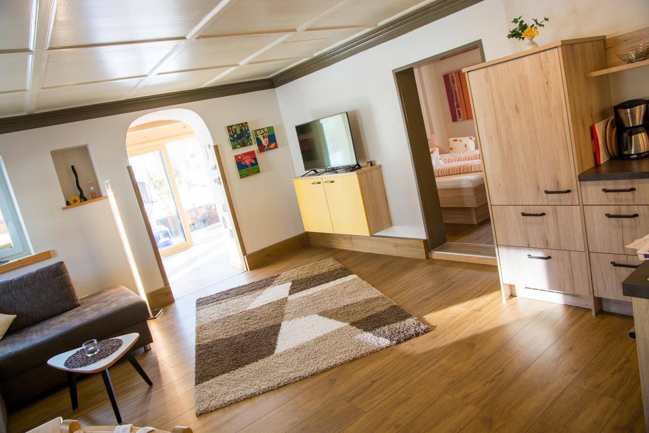 Alpenapart Singer - Contactless Check-In Reutte Exteriör bild