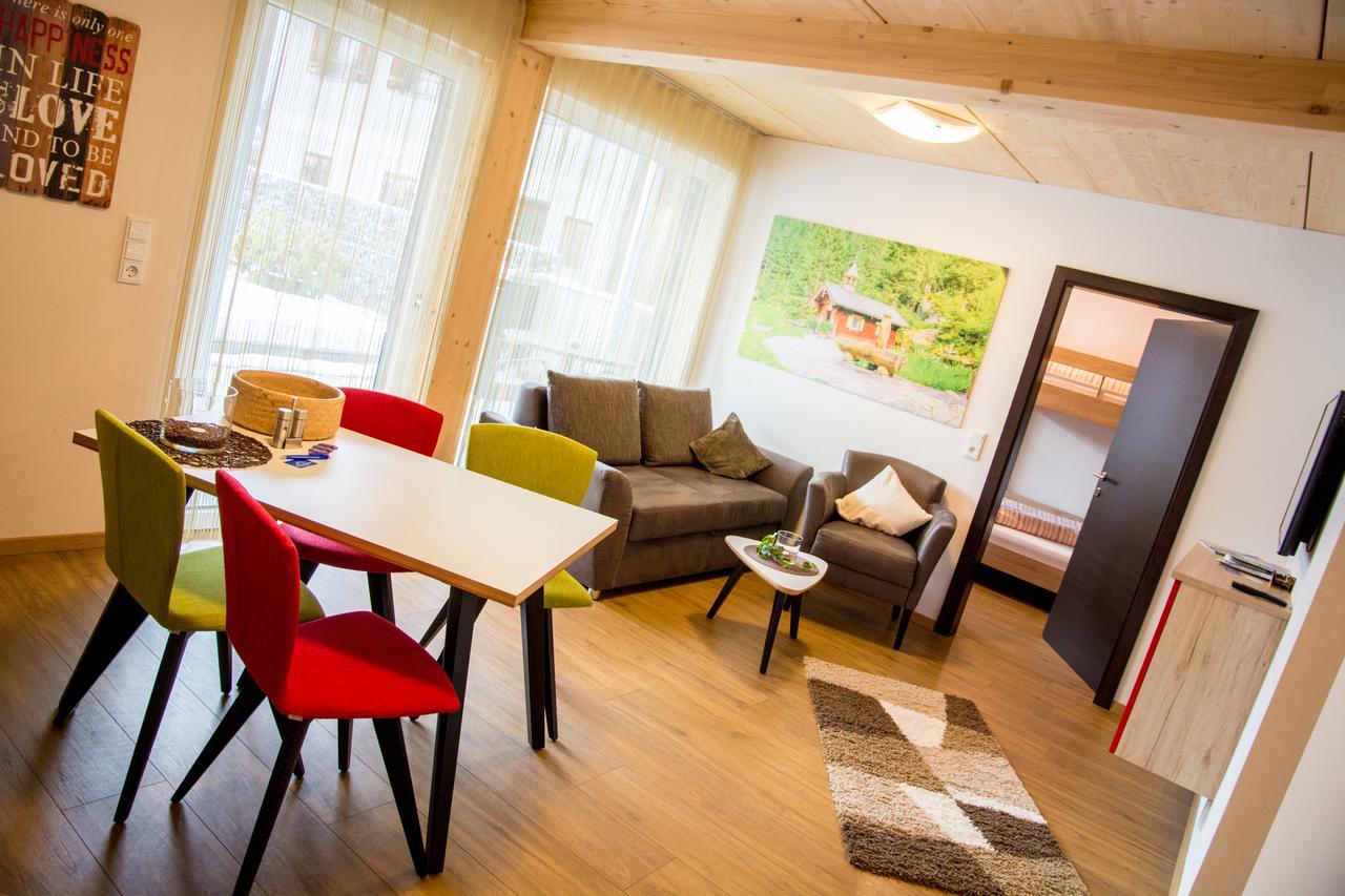 Alpenapart Singer - Contactless Check-In Reutte Exteriör bild