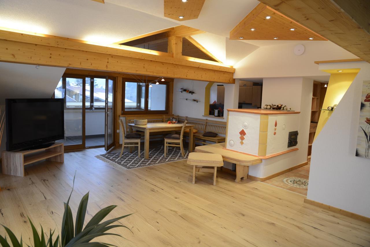 Alpenapart Singer - Contactless Check-In Reutte Exteriör bild