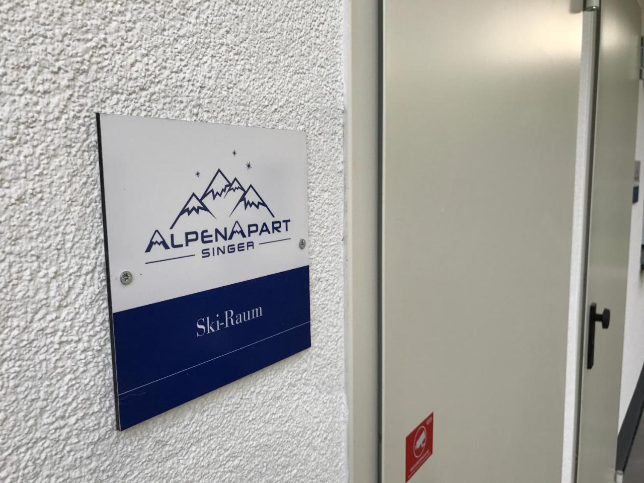 Alpenapart Singer - Contactless Check-In Lägenhet Reutte Exteriör bild